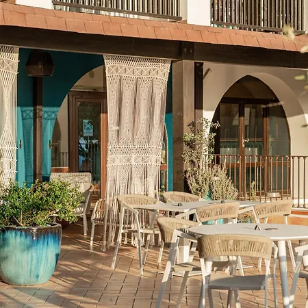 Calabona 4*