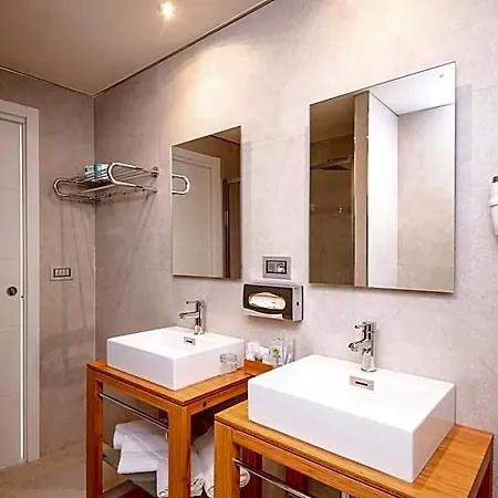 Calabona 4*