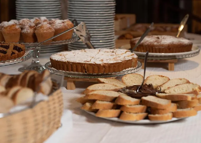 カラボナ ホテル 4*