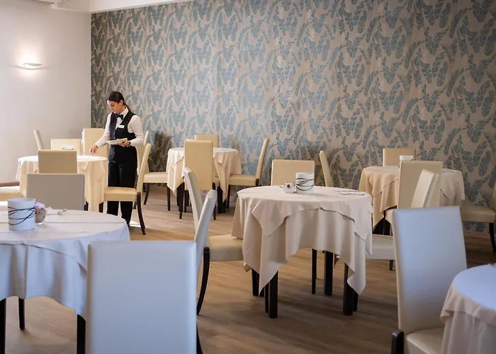 ホテル カラボナ 4*