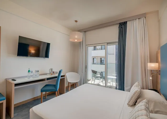 ホテル カラボナ