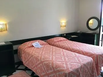 カラボナ ホテル アルゲーロ